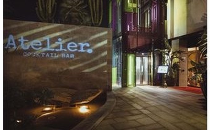 Entrée de l’Atelier Cocktail Bar