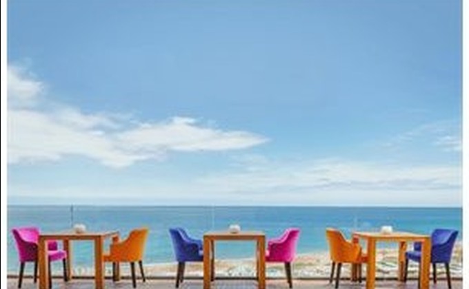 Bohemia Suites & Spa